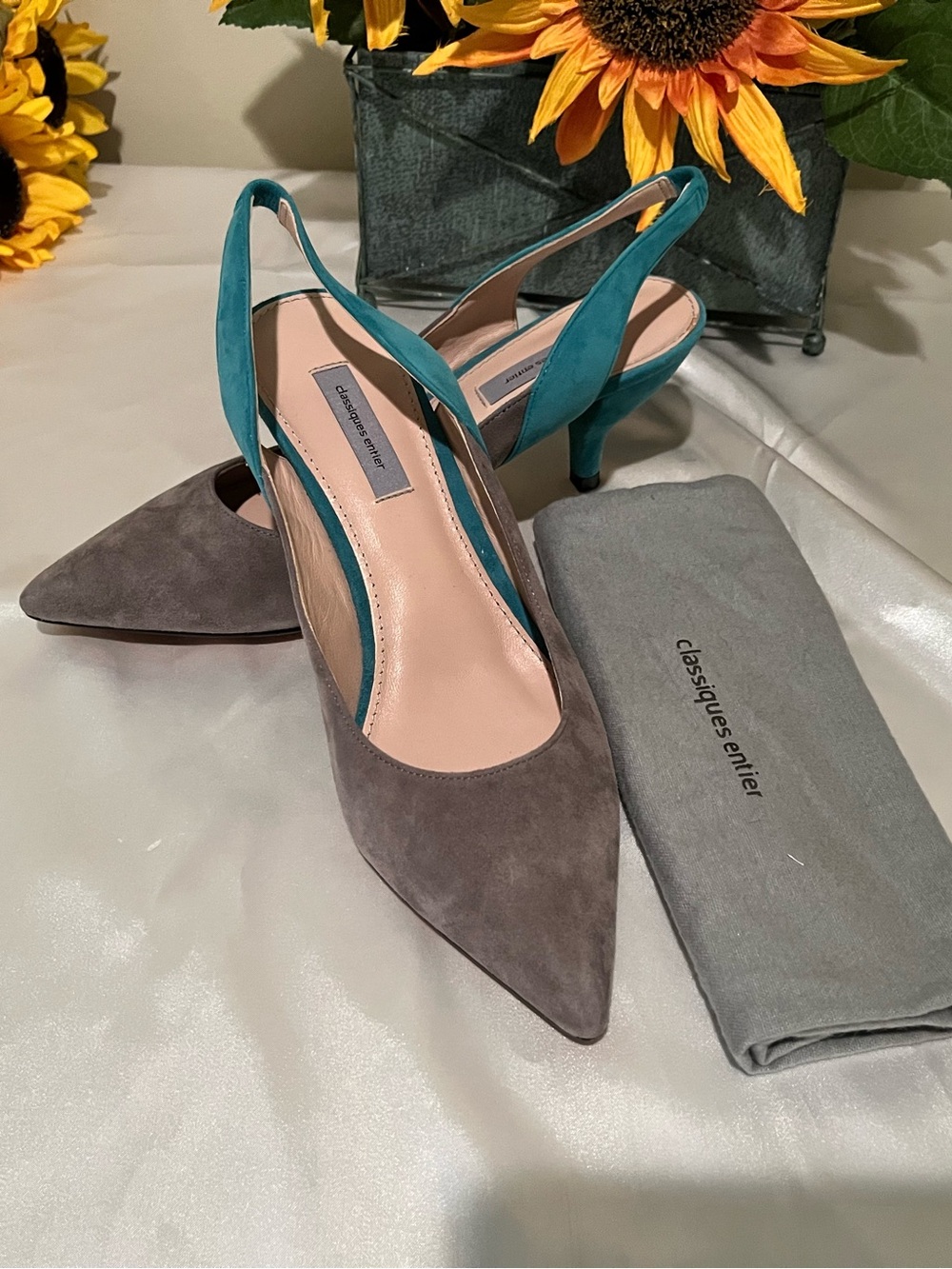 Classiques Entier Women's Shoes Grey/Teal Suede Sling Back 2" Heels 9M